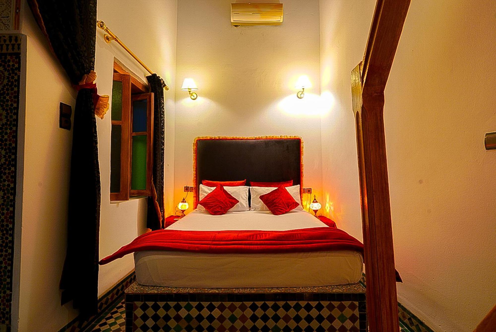 Riad Sahraui Fez Buitenkant foto